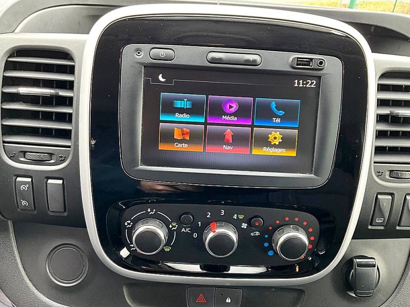 RENAULT TRAFIC 2,0 BLUE-DCI 120 CV UTILITAIRE AMÉNAGÉ 