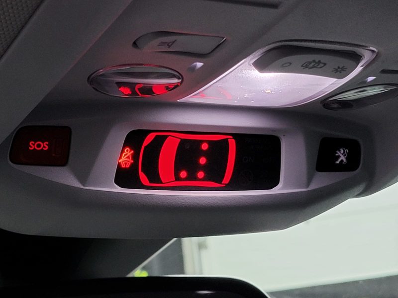 PEUGEOT 3008 II 2.0 BlueHDi 150 cv ALLURE BUSINESS