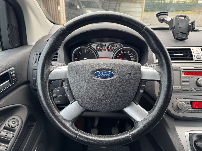 FORD KUGA 2.0L TDCi 136Ch Titanium / Révisée&Garantie