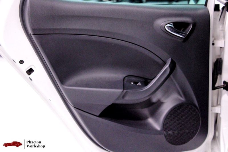 SEAT IBIZA 105ch I Tech Plus BVM 5 - Entretien complet à jour 