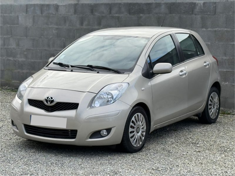 TOYOTA YARIS 2011