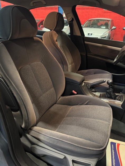 PEUGEOT 407 2.0 HDI 136ch