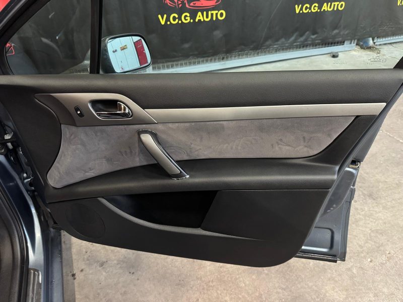 PEUGEOT 407 2.0 HDI 136ch