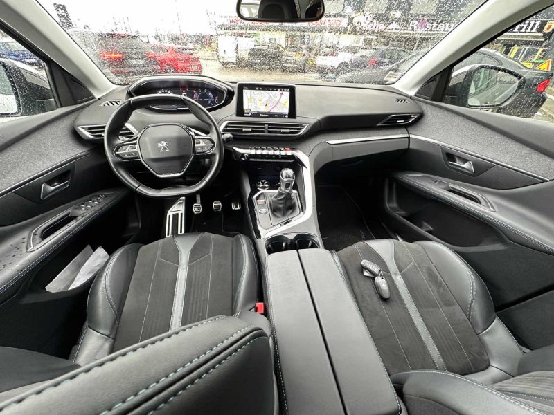 PEUGEOT 3008 crossway full led 