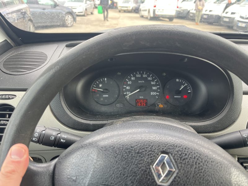 RENAULT KANGOO 2004