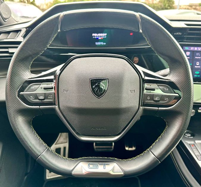 PEUGEOT 308 1.5L BLUE HDI 130Cv B.AUTO EAT8 *GT* / REVISEE&GARANTIE