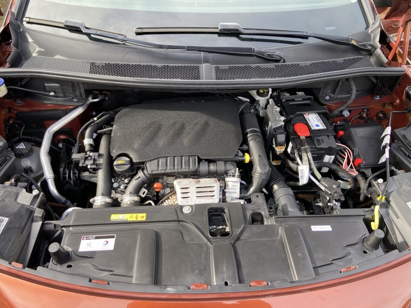 PEUGEOT 3008 1.2 130CV ALLURE