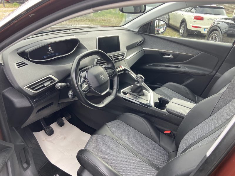 PEUGEOT 3008 1.2 130CV ALLURE