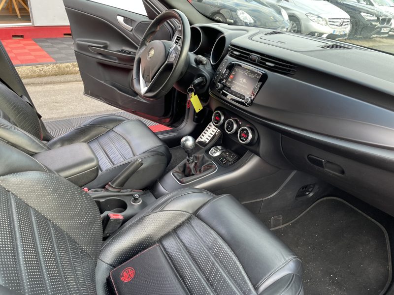 ALFA ROMEO GIULIETTA 2015