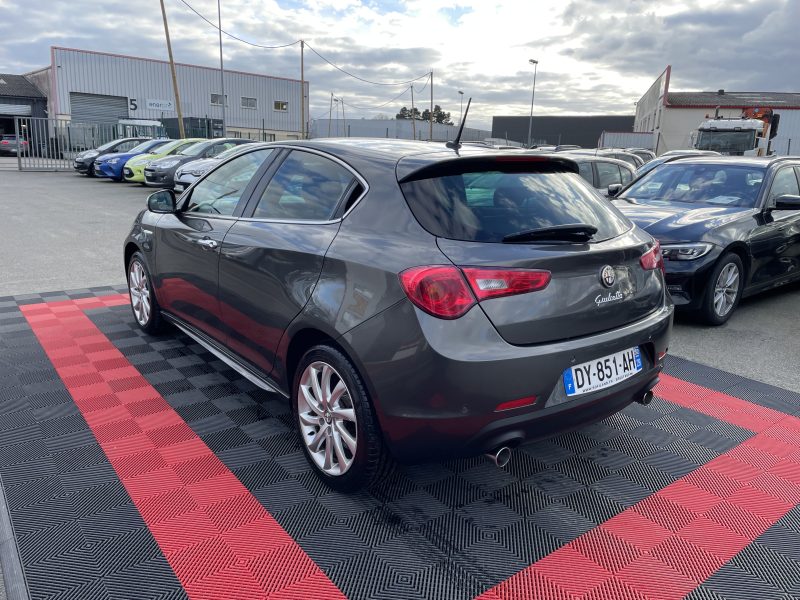 ALFA ROMEO GIULIETTA 2015