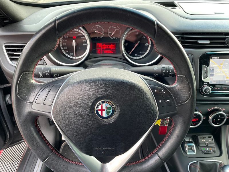 ALFA ROMEO GIULIETTA 2015