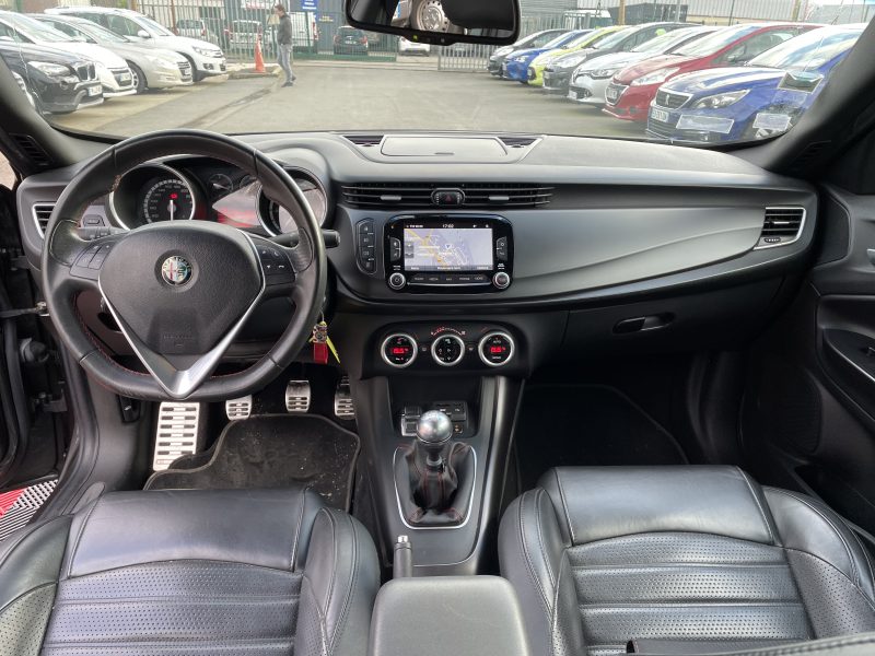 ALFA ROMEO GIULIETTA 2015