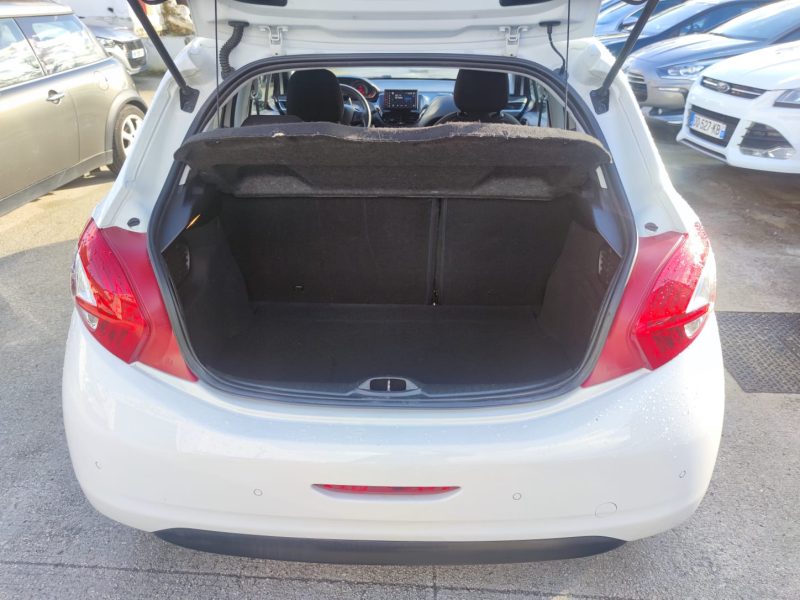 PEUGEOT 208 Style 1.4 HDi 68ch BVM5