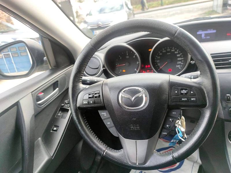 MAZDA MAZDA3 Elegance 1.6L MZ-CD 109 Ch