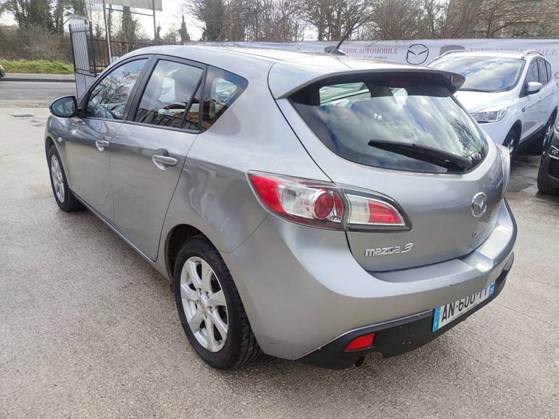 MAZDA MAZDA3 Elegance 1.6L MZ-CD 109 Ch