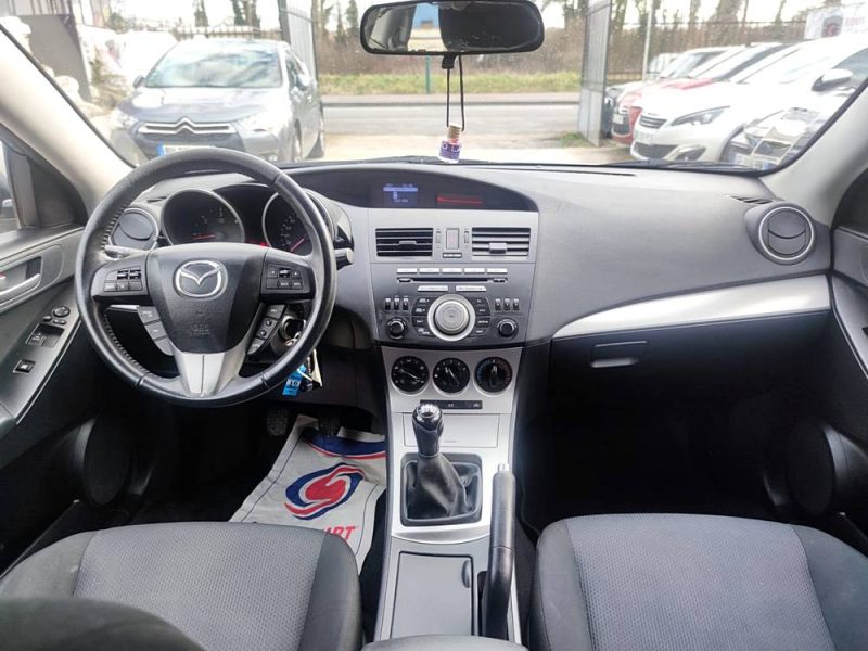 MAZDA MAZDA3 Elegance 1.6L MZ-CD 109 Ch