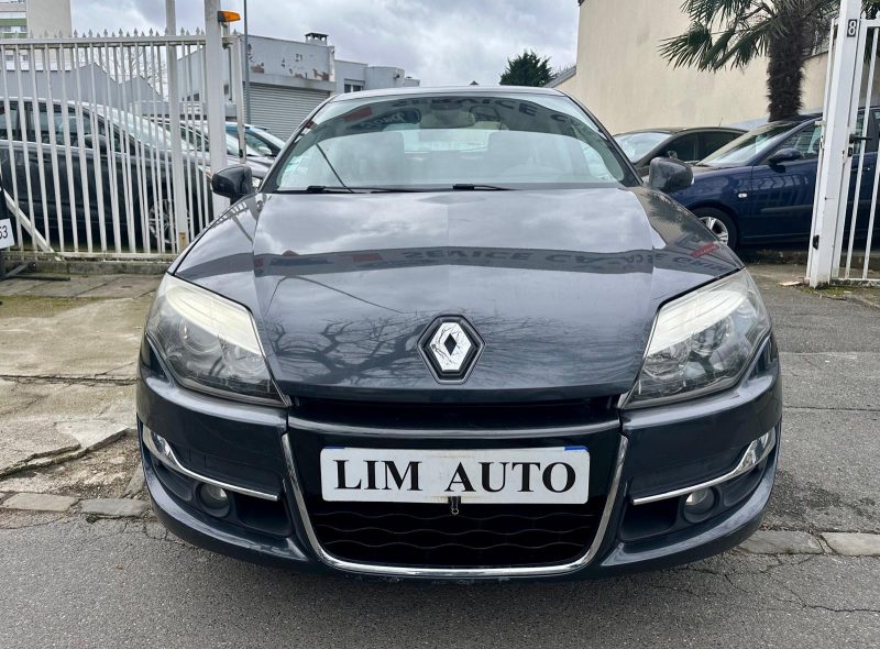 RENAULT LAGUNA III 2011