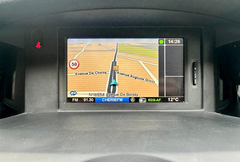 RENAULT LAGUNA III 2011