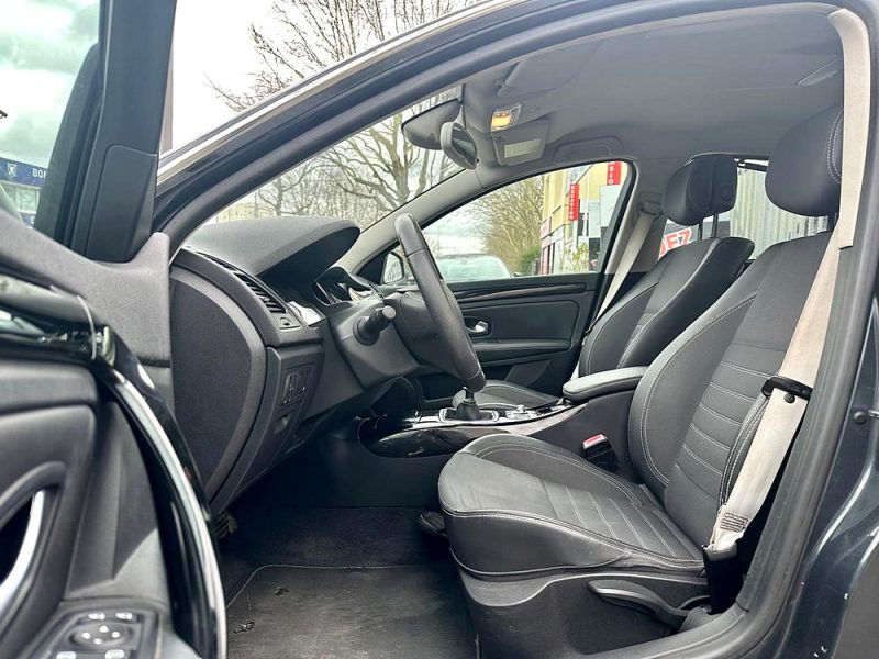 RENAULT LAGUNA III 2011