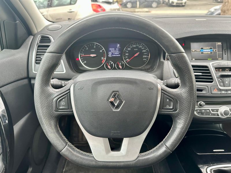 RENAULT LAGUNA III 2011