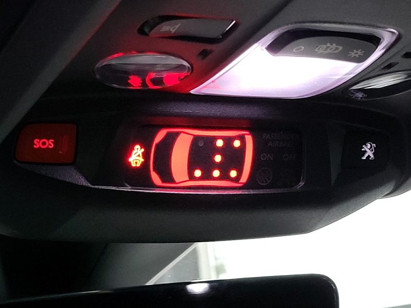 PEUGEOT 5008 II 1.5 BlueHDi 130cv GT Boîte Auto EAT8 7 Places