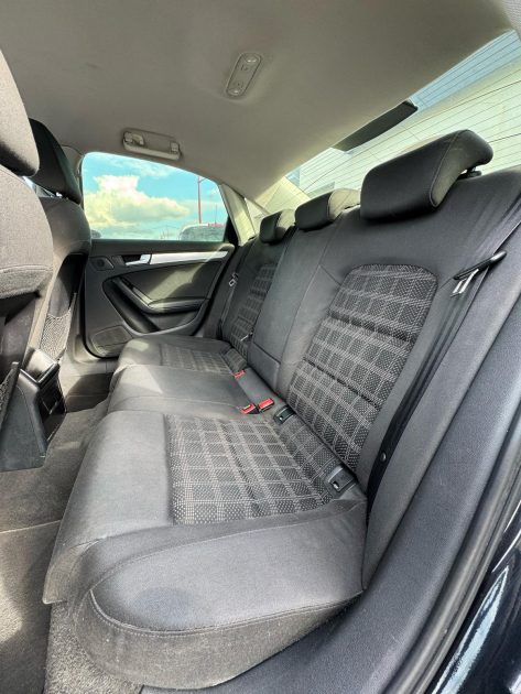 AUDI A4 2011 2.0 TDI 140cv Ambition / Distribution OK / Révisée / CT OK 