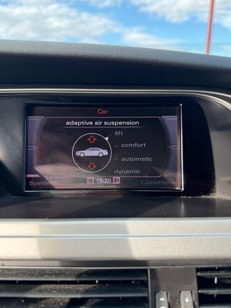 AUDI A4 2011 2.0 TDI 140cv Ambition / Distribution OK / Révisée / CT OK 