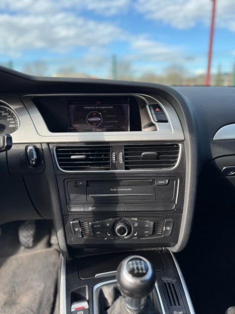 AUDI A4 2011 2.0 TDI 140cv Ambition / Distribution OK / Révisée / CT OK 