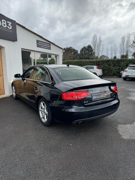 AUDI A4 2011 2.0 TDI 140cv Ambition / Distribution OK / Révisée / CT OK 