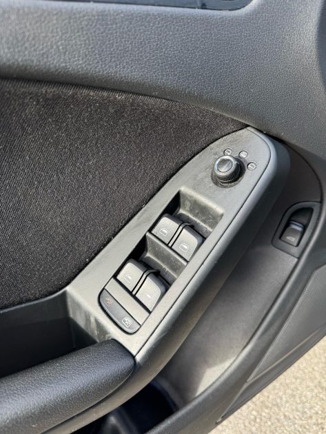 AUDI A4 2011 2.0 TDI 140cv Ambition / Distribution OK / Révisée / CT OK 