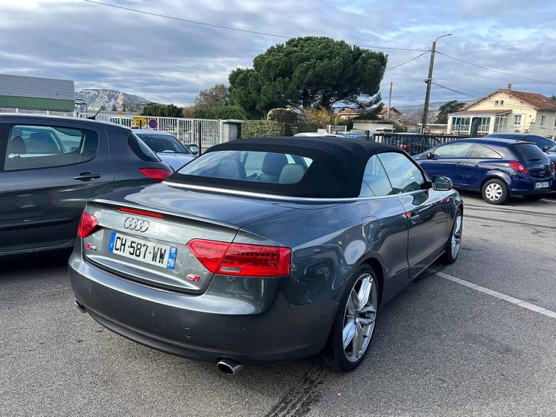 AUDI A5 CABRIOLET 2012