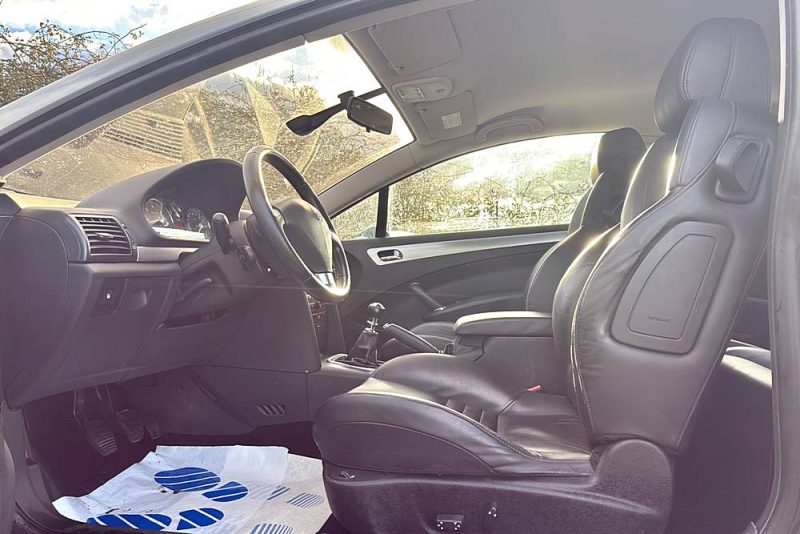 PEUGEOT 407 Coupe 2.0 HDi136 Feline FAP 1ere main