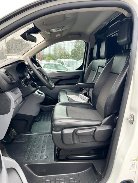 PEUGEOT EXPERT 2.0 HDi 122Cv EAT8 LONG ASPHALT