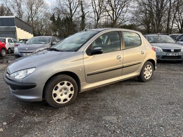 PEUGEOT 206 2005