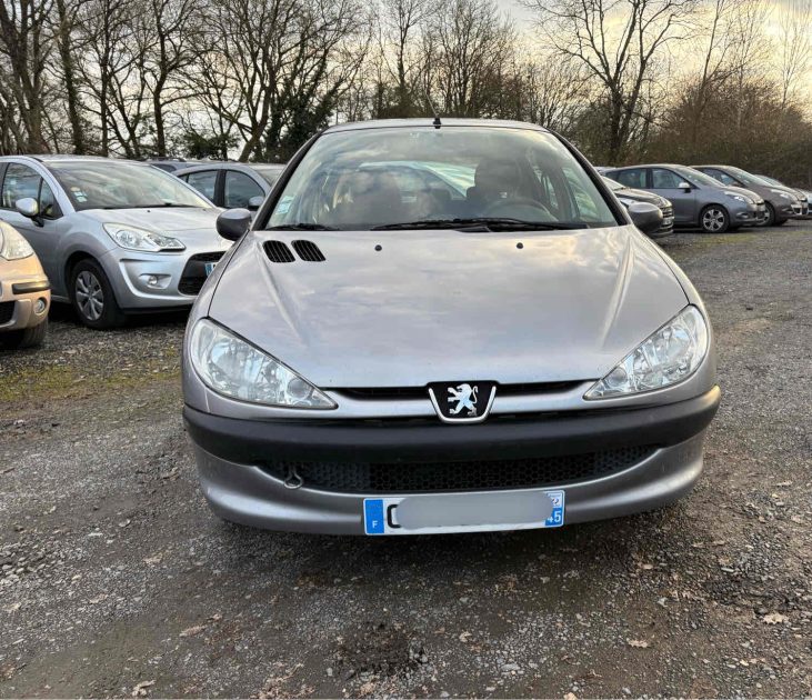 PEUGEOT 206 2005