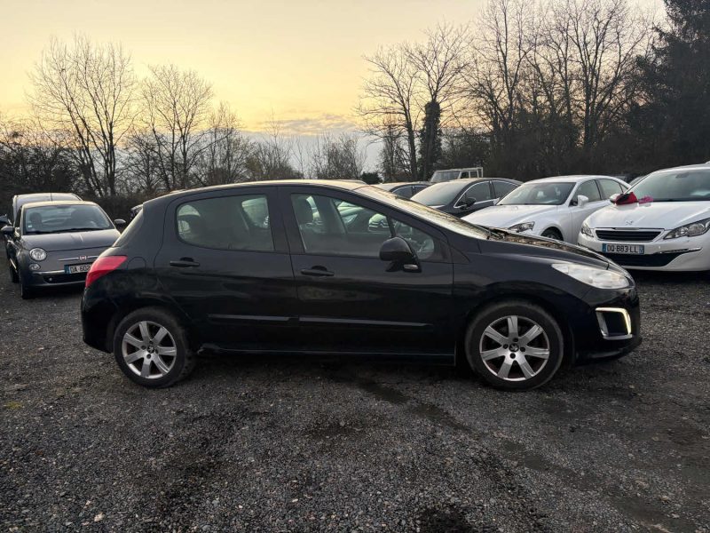 PEUGEOT 308 2012