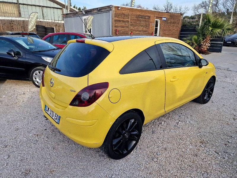 OPEL CORSA 2012