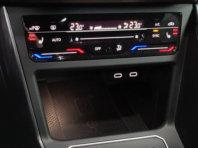 VOLKSWAGEN POLO VI GTI 2.0 TSI 207cv Boîte Auto DSG7