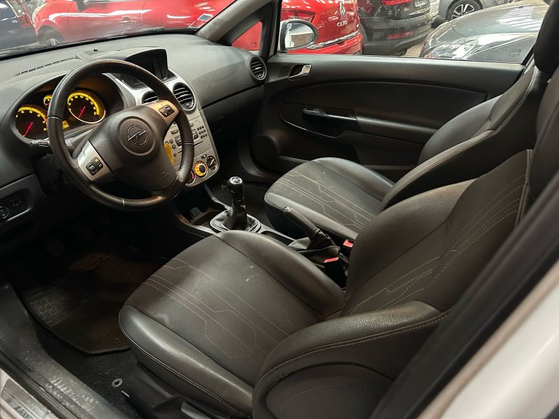 OPEL CORSA 1.0i Elective 2013
