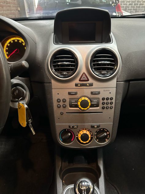 OPEL CORSA 1.0i Elective 2013