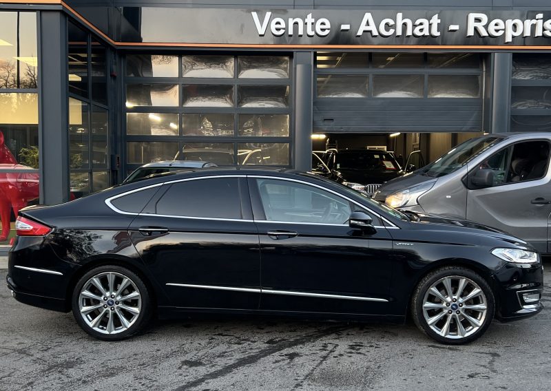 FORD MONDEO IV VIGNALE 2.0 TDCI 180 Cv BOITE AUTO CUIR GRAND ECRAN GPS CAMERA RECUL - GARANTIE 1 AN