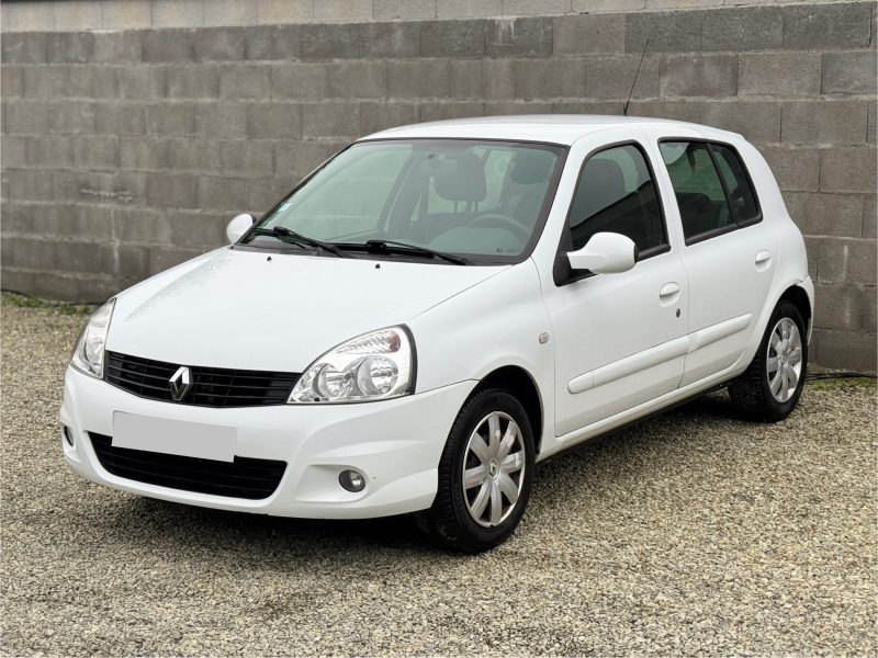 RENAULT CLIO 2010