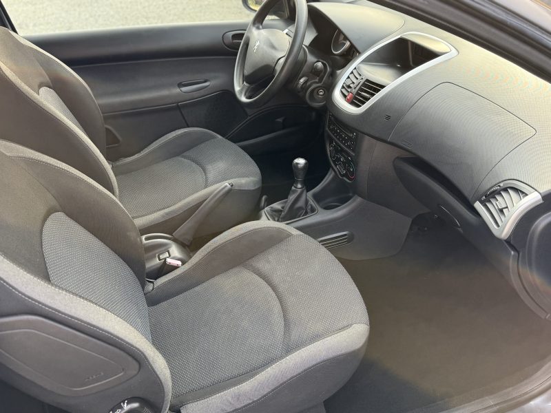 PEUGEOT 206+ 2009