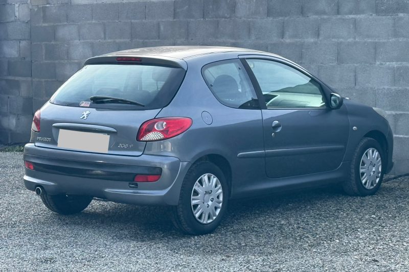 PEUGEOT 206+ 2009