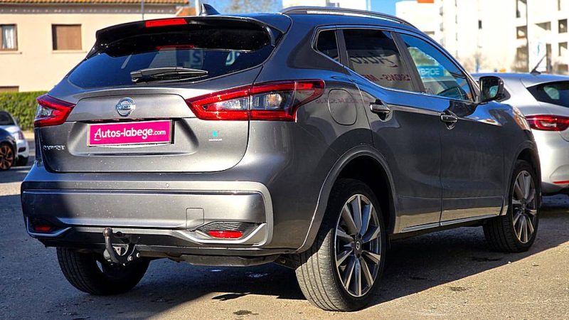 NISSAN QASHQAI 2019