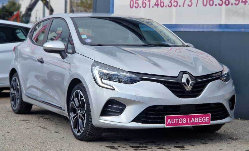 RENAULT CLIO 2021
