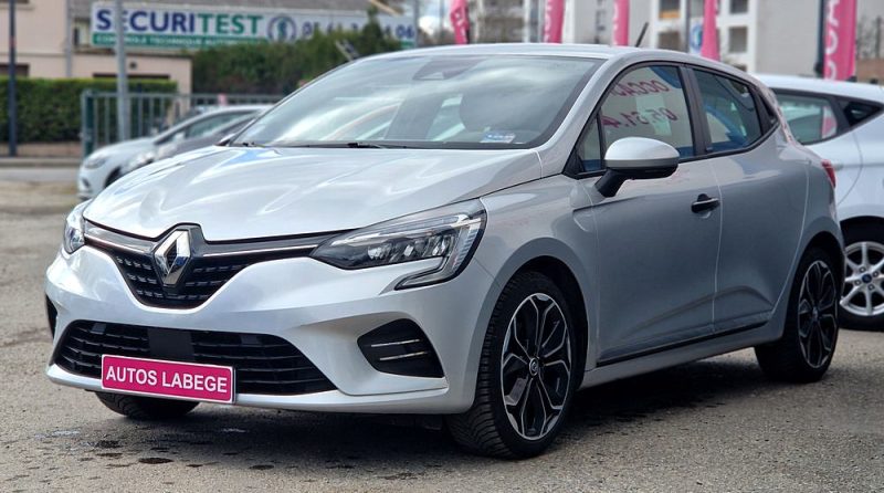 RENAULT CLIO 2021