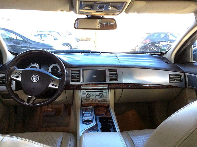 JAGUAR XF 275cv V6 3.0L AUTOMATIQUE  EURO 5 CRIT AIR 2 