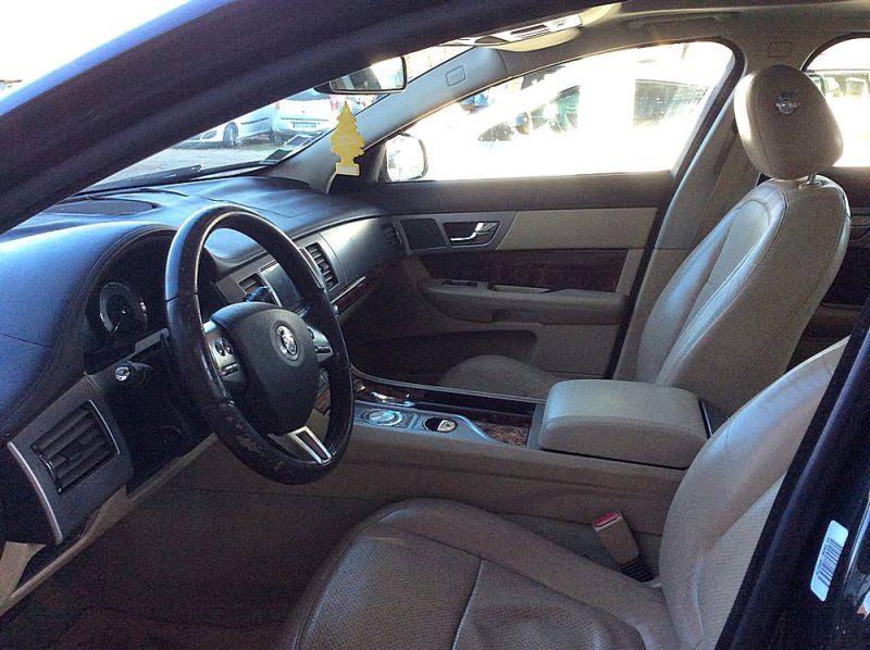 JAGUAR XF 275cv V6 3.0L AUTOMATIQUE  EURO 5 CRIT AIR 2 
