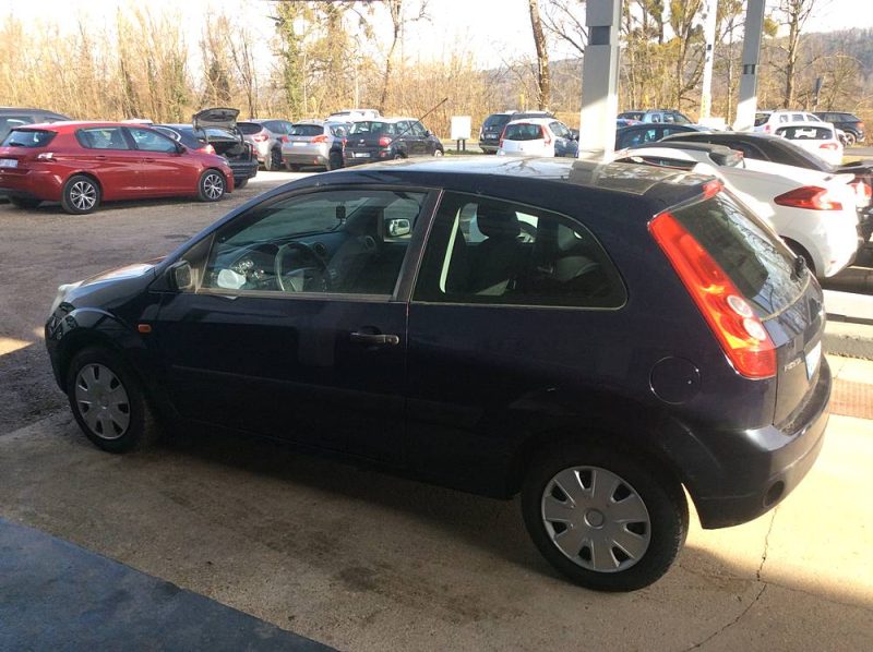 FORD FIESTA 2008 111995KM 